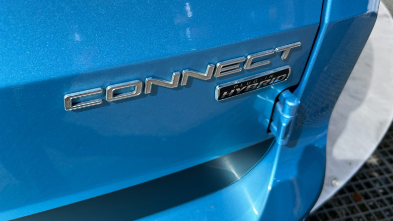 Ford Transit Connect 250 L2 Petrol 1.5 EcoBoost PHEV 150 Limited Van Auto